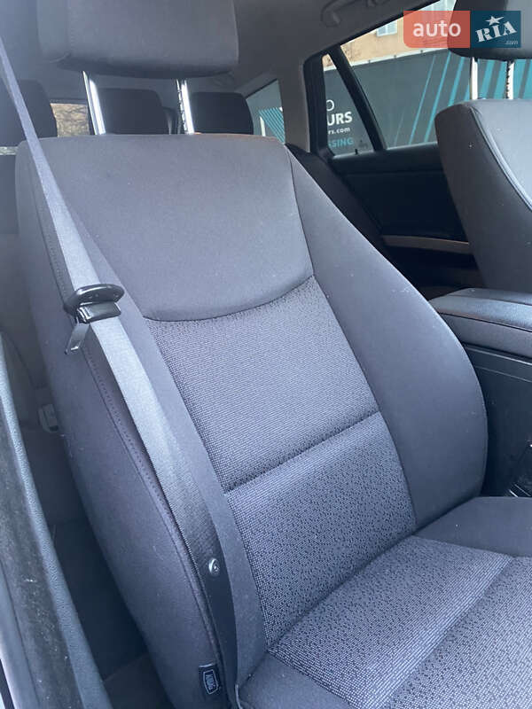 Універсал BMW 3 Series 2006 в Дубні фото 42 Універсал BMW 3 Series 2006 в Дубні