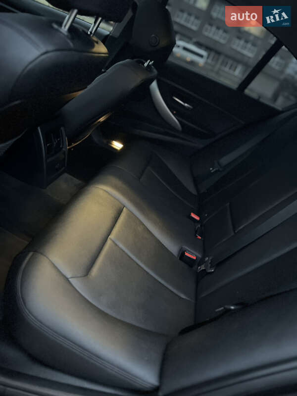 Седан BMW 3 Series 2013 в Николаеве