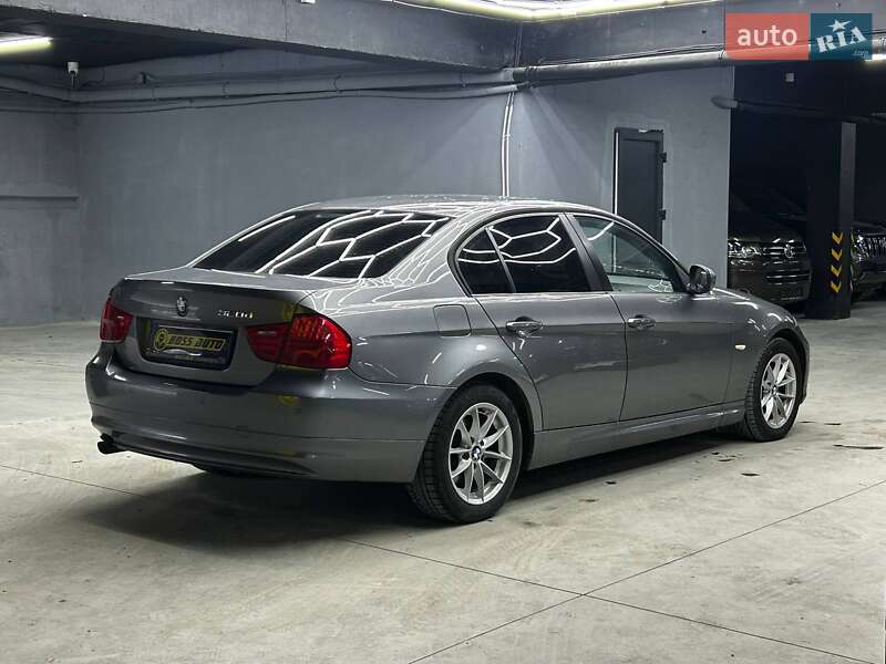 Седан BMW 3 Series 2011 в Черновцах фото 7 Седан BMW 3 Series 2011 в Черновцах