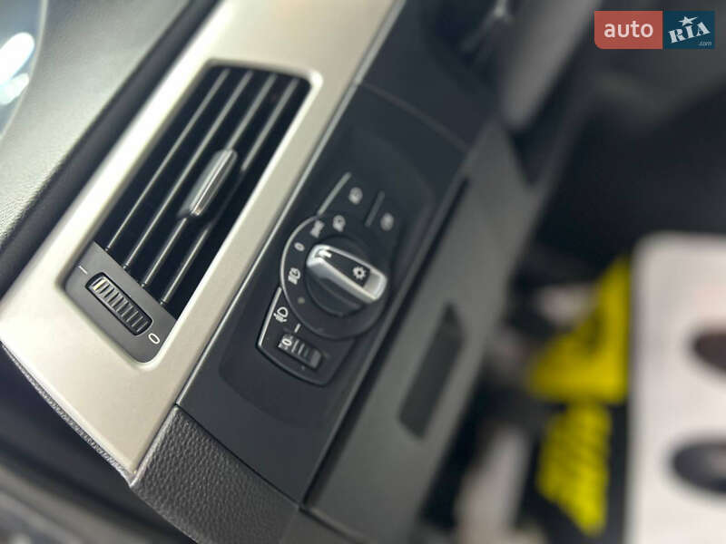 Седан BMW 3 Series 2011 в Черновцах фото 12 Седан BMW 3 Series 2011 в Черновцах