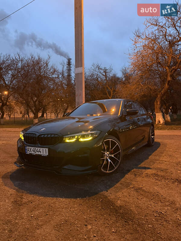 Седан BMW 3 Series 2019 в Харкові