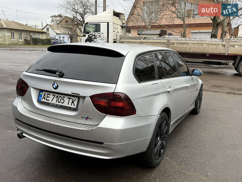 Универсал BMW 3 Series 2005 в Николаеве фото 10 Универсал BMW 3 Series 2005 в Николаеве