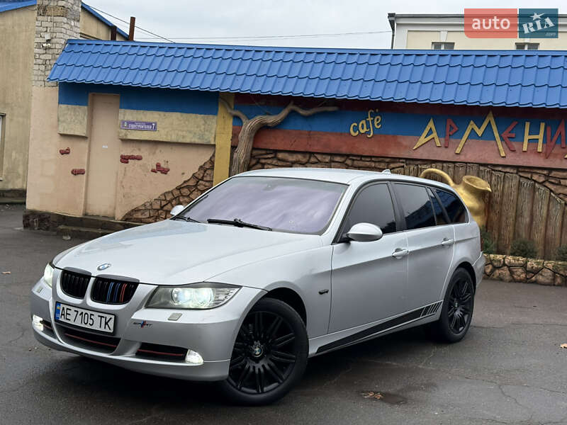 Универсал BMW 3 Series 2005 в Николаеве фото 16 Универсал BMW 3 Series 2005 в Николаеве