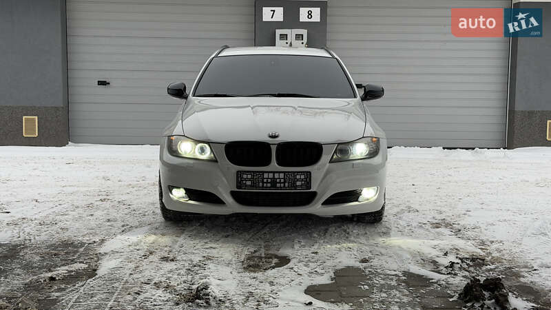 Универсал BMW 3 Series 2010 в Житомире