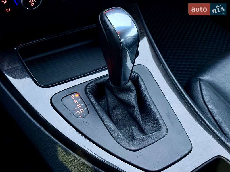 Купе BMW 3 Series 2011 в Харькове фото 16 Купе BMW 3 Series 2011 в Харькове