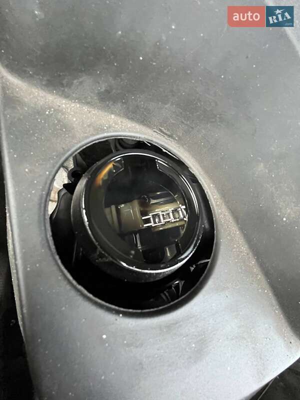 Седан BMW 3 Series 2012 в Запорожье