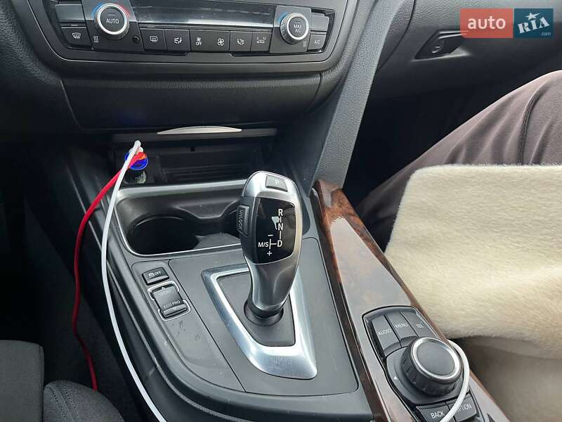 Седан BMW 3 Series 2012 в Запорожье