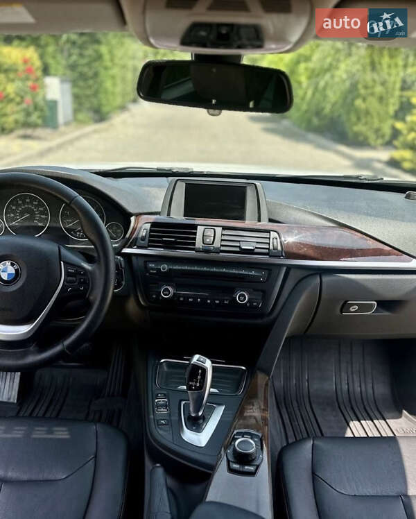 Седан BMW 3 Series 2014 в Одессе