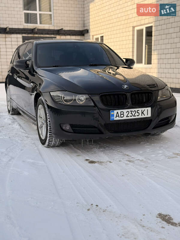Универсал BMW 3 Series 2011 в Калиновке