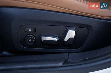 Седан BMW 3 Series 2020 в Чернівцях