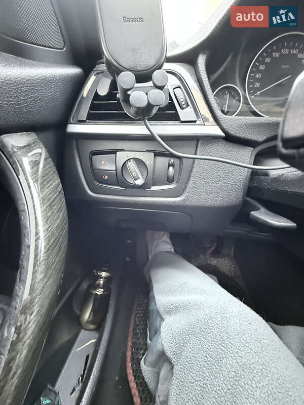 Седан BMW 3 Series 2014 в Хмельницком фото 10 Седан BMW 3 Series 2014 в Хмельницком