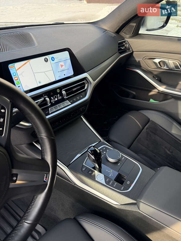 Седан BMW 3 Series 2022 в Днепре