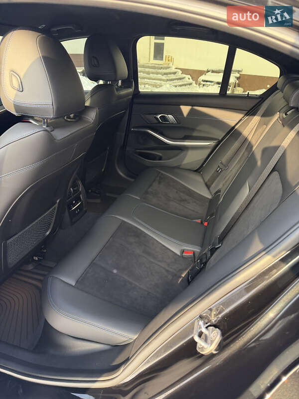 Седан BMW 3 Series 2022 в Днепре