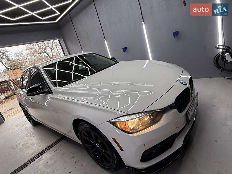 Седан BMW 3 Series 2017 в Киеве