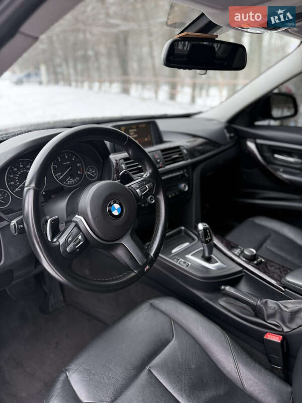 Седан BMW 3 Series 2013 в Одессе