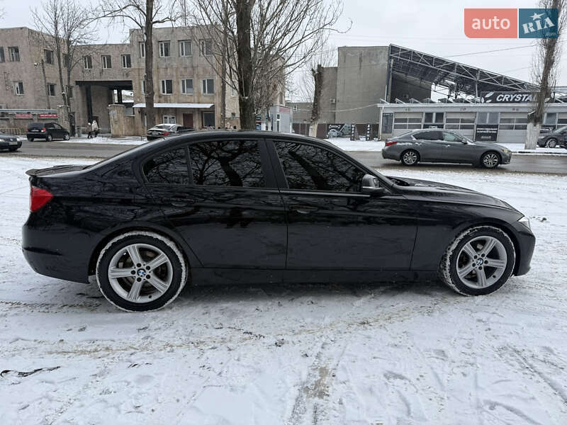 Седан BMW 3 Series 2013 в Одессе