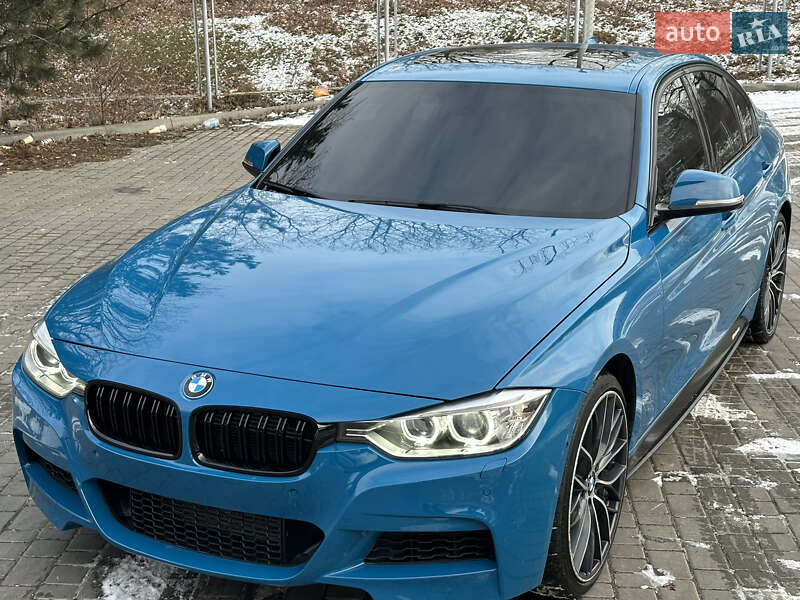 Седан BMW 3 Series 2013 в Николаеве