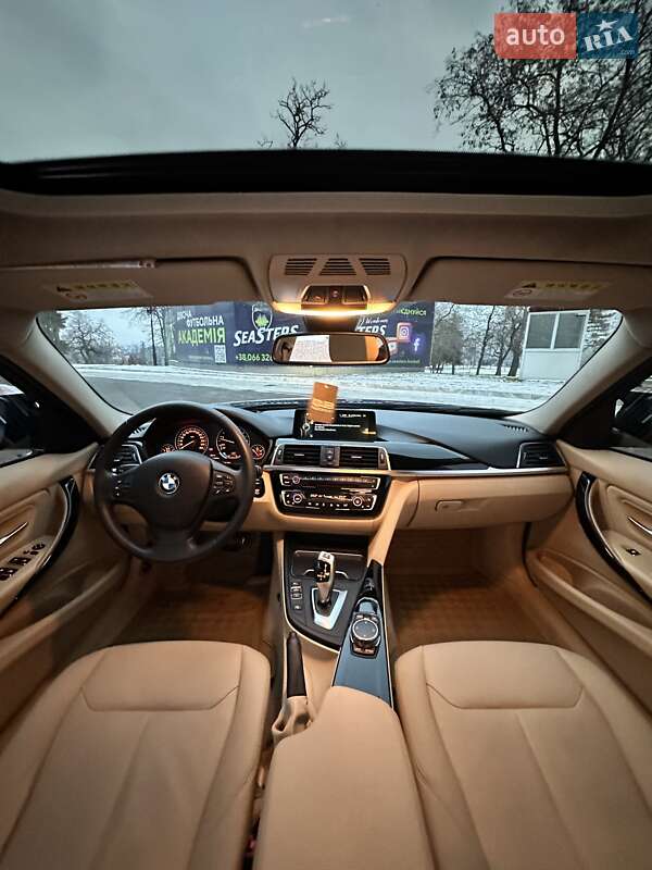 Седан BMW 3 Series 2015 в Одессе