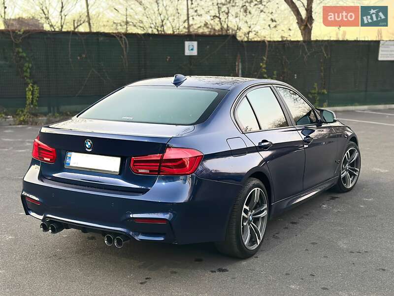 Седан BMW 3 Series 2015 в Одессе