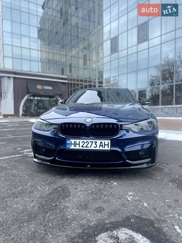 Седан BMW 3 Series 2015 в Одессе