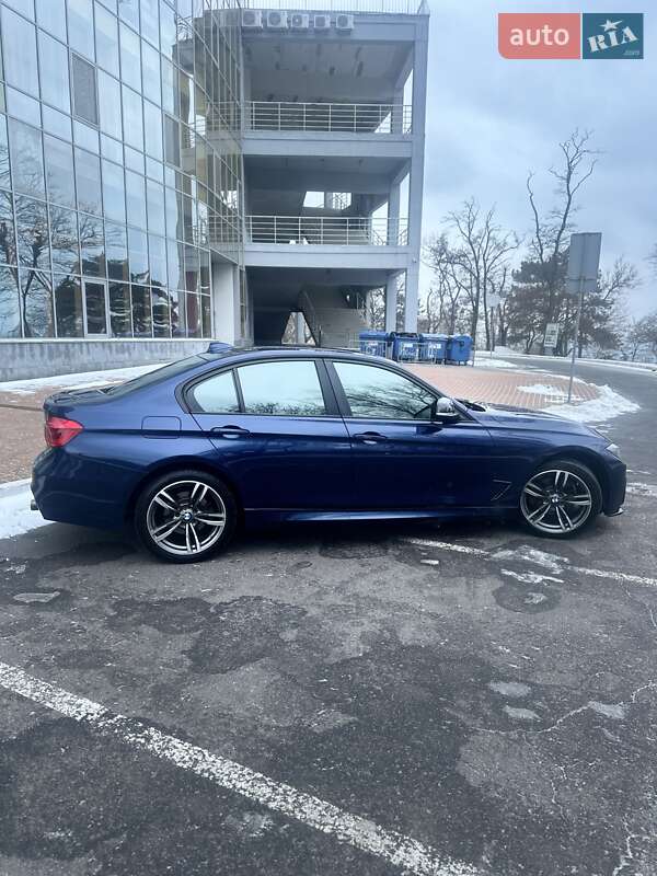 Седан BMW 3 Series 2015 в Одессе
