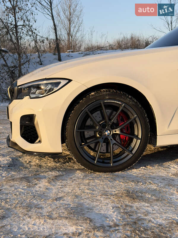 Седан BMW 3 Series 2020 в Киеве