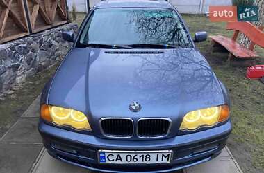 Універсал BMW 3 Series 2001 в Черкасах