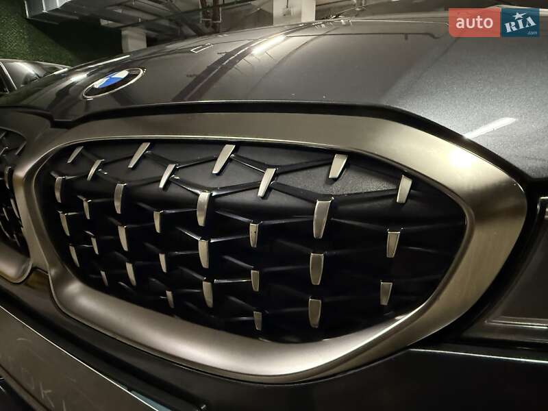 Седан BMW 3 Series 2019 в Киеве