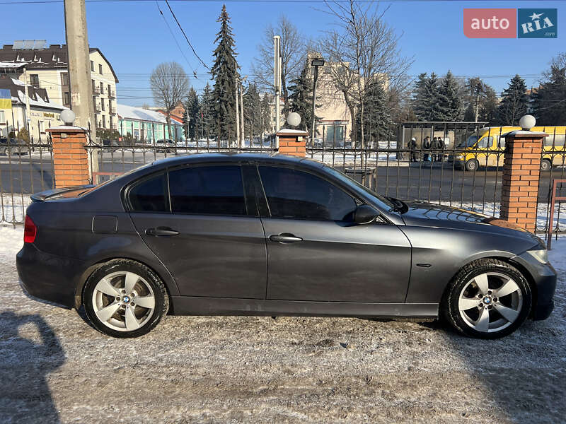 Седан BMW 3 Series 2005 в Виннице