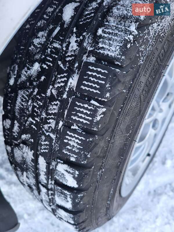 Купе BMW 3 Series 2003 в Дніпрі