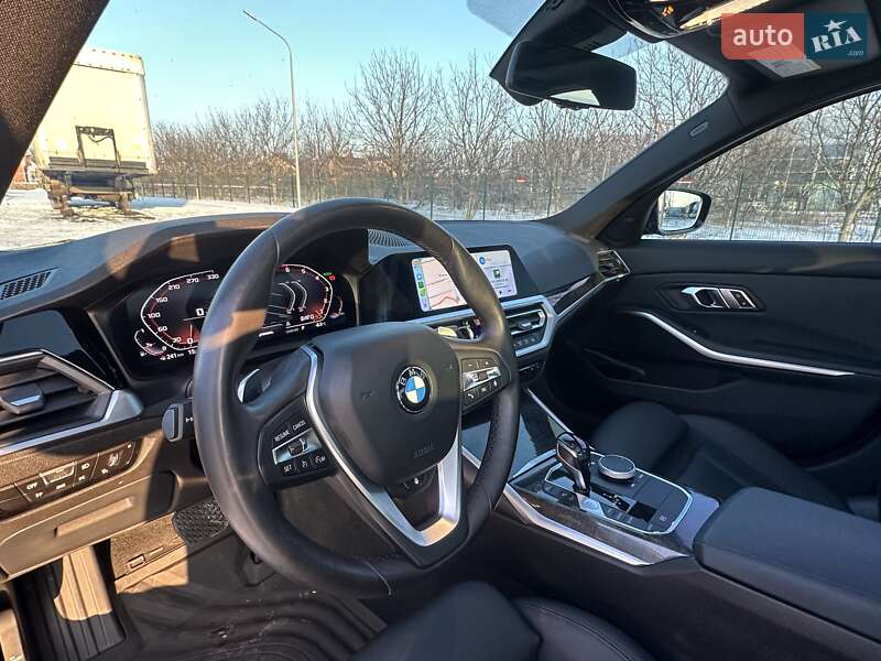 Седан BMW 3 Series 2019 в Виннице