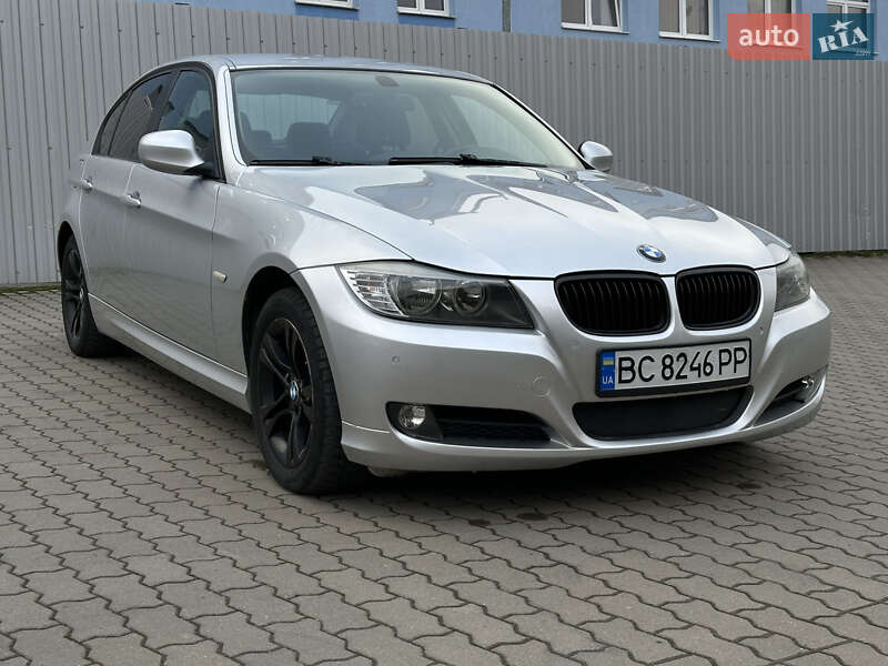 BMW 3 Series 2009
