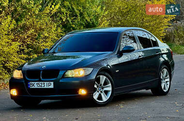 Седан BMW 3 Series 2006 в Ровно