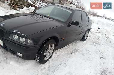 Седан BMW 3 Series 1996 в Умани