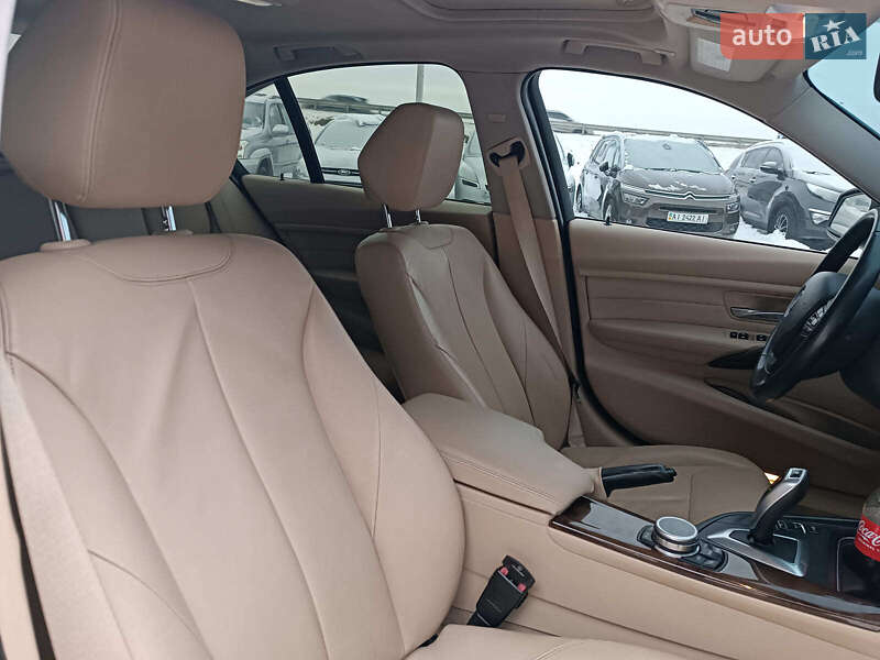 Седан BMW 3 Series 2013 в Львове фото 45 Седан BMW 3 Series 2013 в Львове