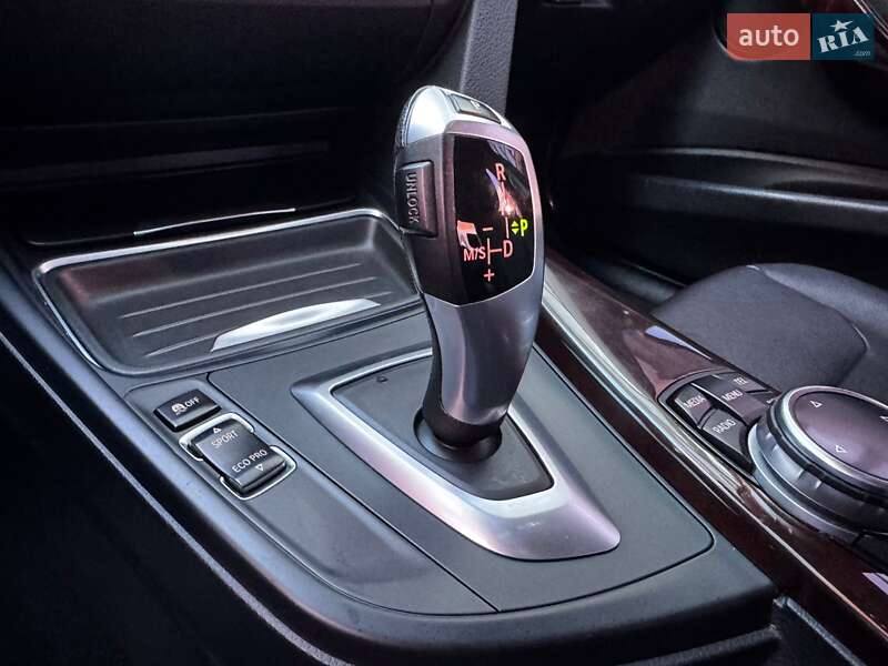 Седан BMW 3 Series 2014 в Ивано-Франковске