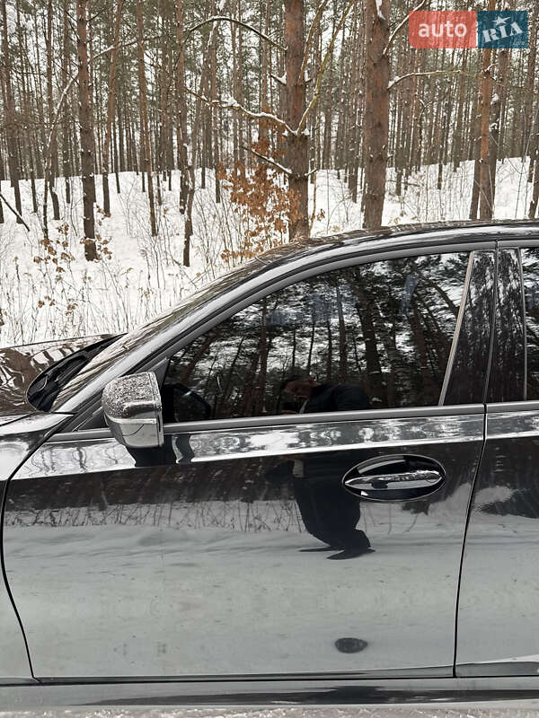 Седан BMW 3 Series 2019 в Ровно