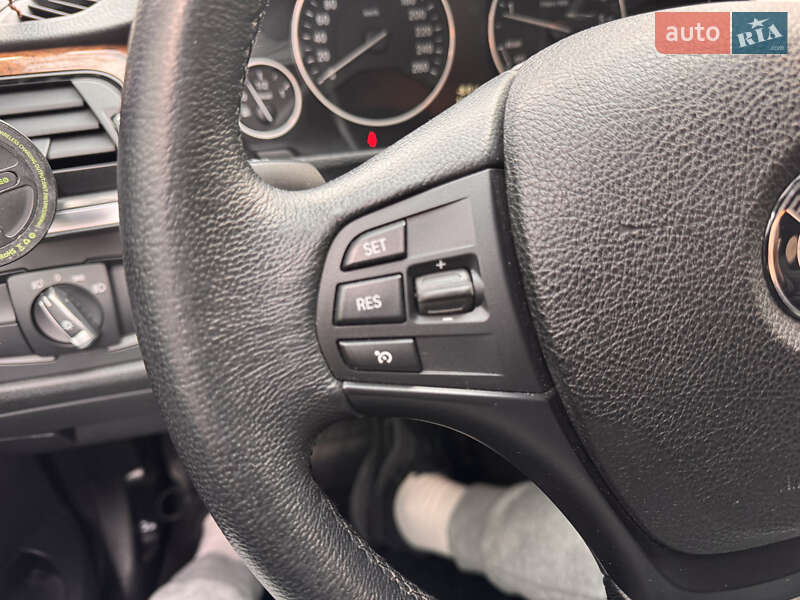 Седан BMW 3 Series 2014 в Одессе