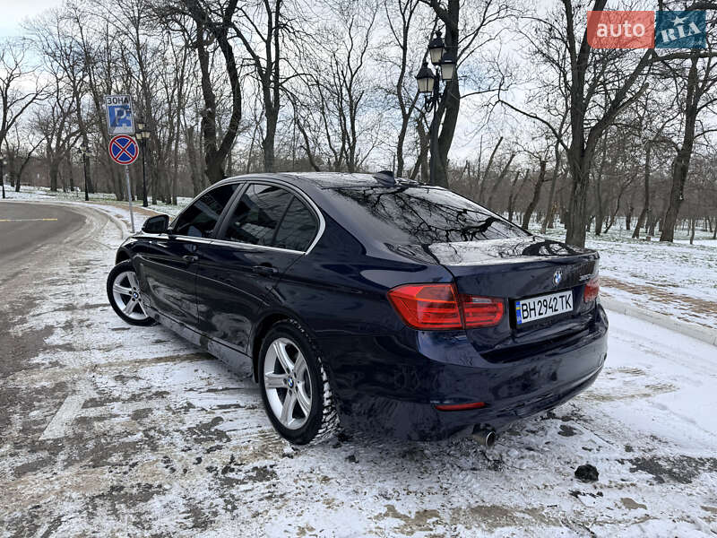Седан BMW 3 Series 2014 в Одессе
