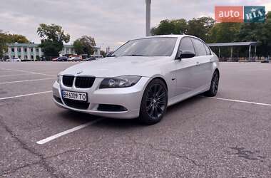 Седан BMW 3 Series 2006 в Ізмаїлі