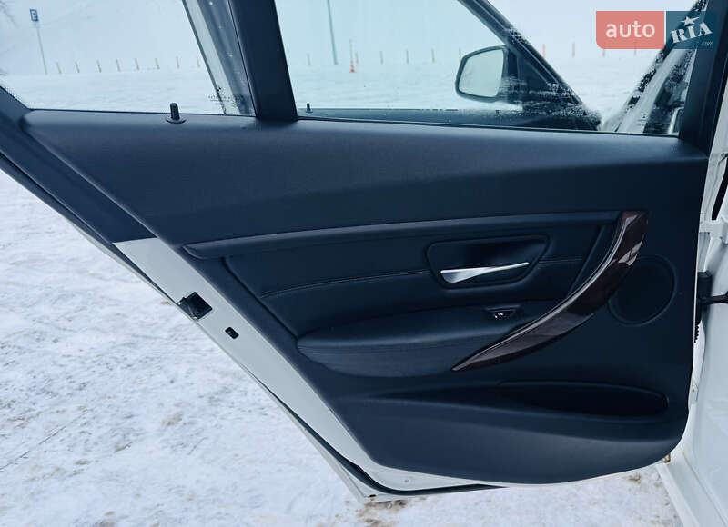 Седан BMW 3 Series 2016 в Киеве фото 18 Седан BMW 3 Series 2016 в Киеве