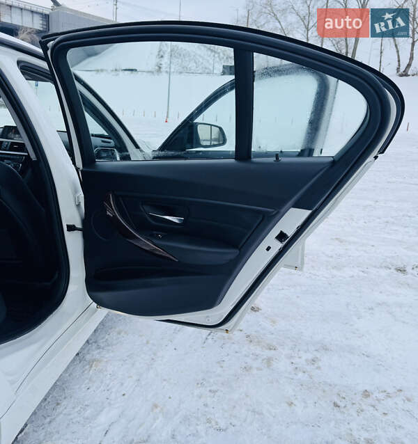 Седан BMW 3 Series 2016 в Киеве фото 22 Седан BMW 3 Series 2016 в Киеве