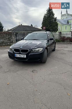 Универсал BMW 3 Series 2011 в Кременце