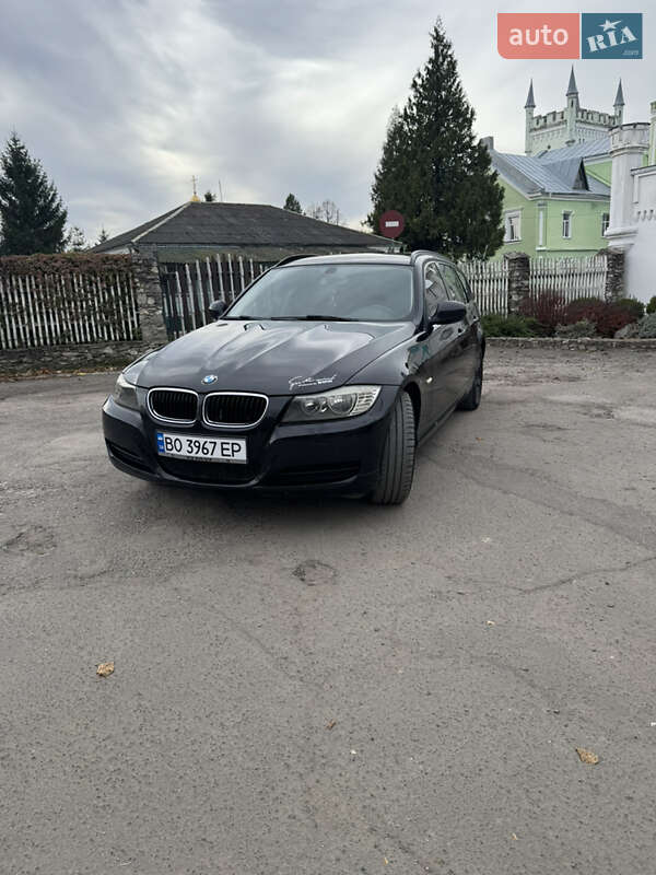 BMW 3 Series 2011 BMW 3 Series 2011