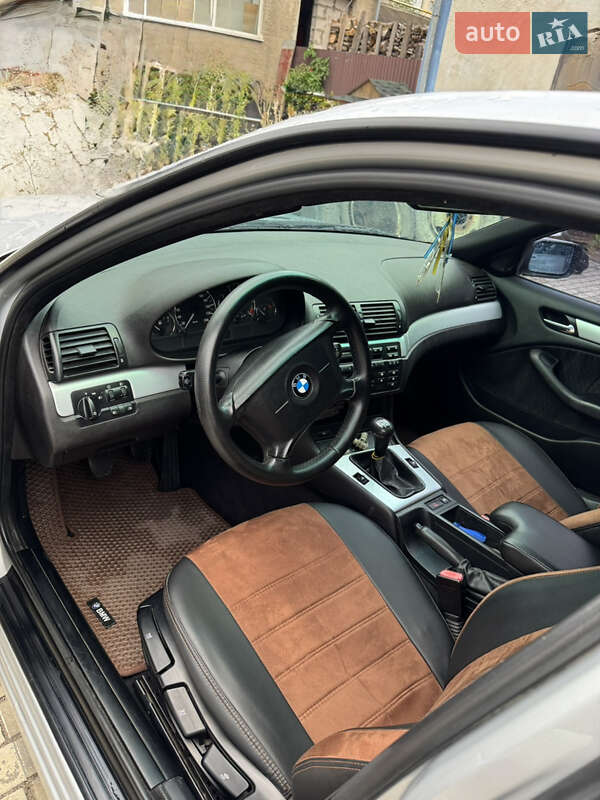 Седан BMW 3 Series 2003 в Кременце