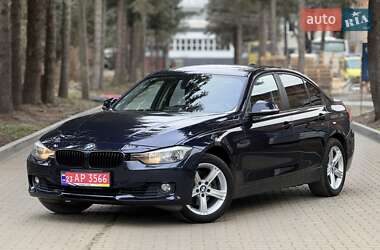 Седан BMW 3 Series 2012 в Львові