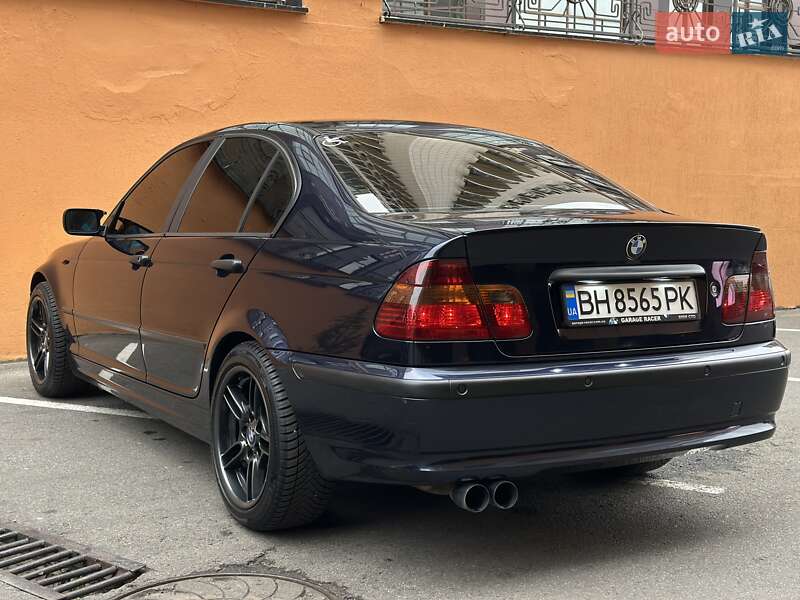 Седан BMW 3 Series 2003 в Одессе