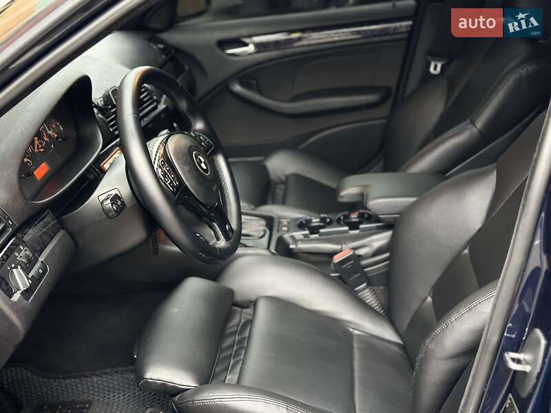 Седан BMW 3 Series 2003 в Одессе