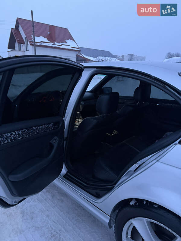 Седан BMW 3 Series 2001 в Ровно фото 12 Седан BMW 3 Series 2001 в Ровно