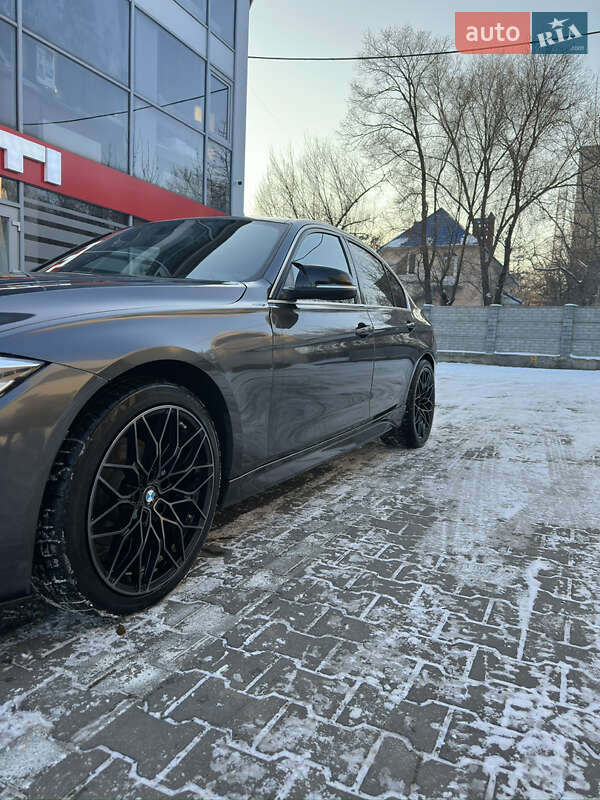 Седан BMW 3 Series 2017 в Одессе фото 5 Седан BMW 3 Series 2017 в Одессе